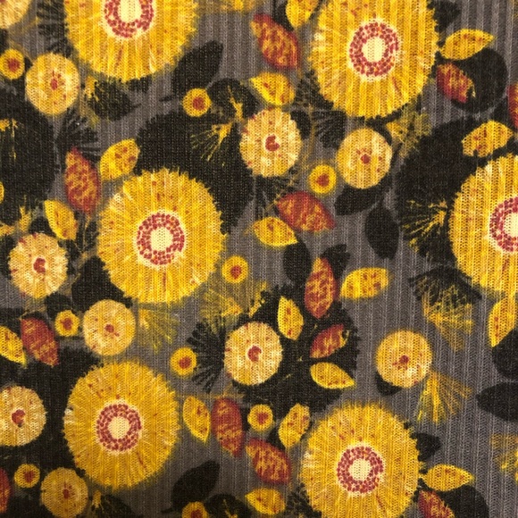 Lularoe Joy vest, size large. - Picture 5 of 6